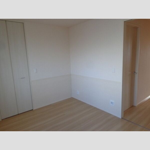 その他 (洋室6帖)