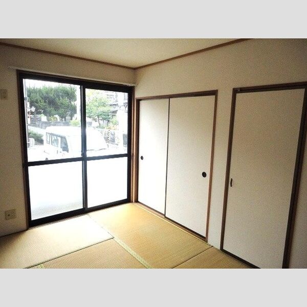 その他 (和室6帖)