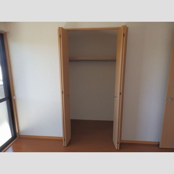 収納 (洋室6帖収納)