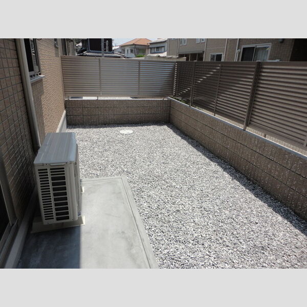 その他 (専用庭)