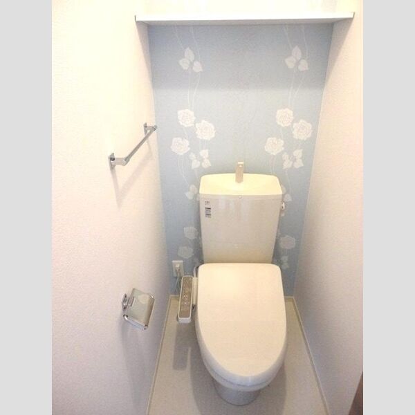 トイレ (温水洗浄暖房便座)