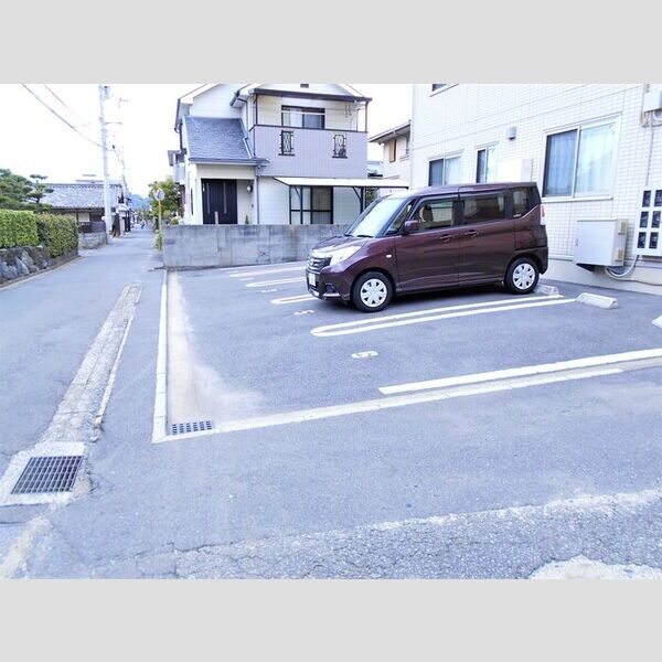 駐車場 (駐車場)