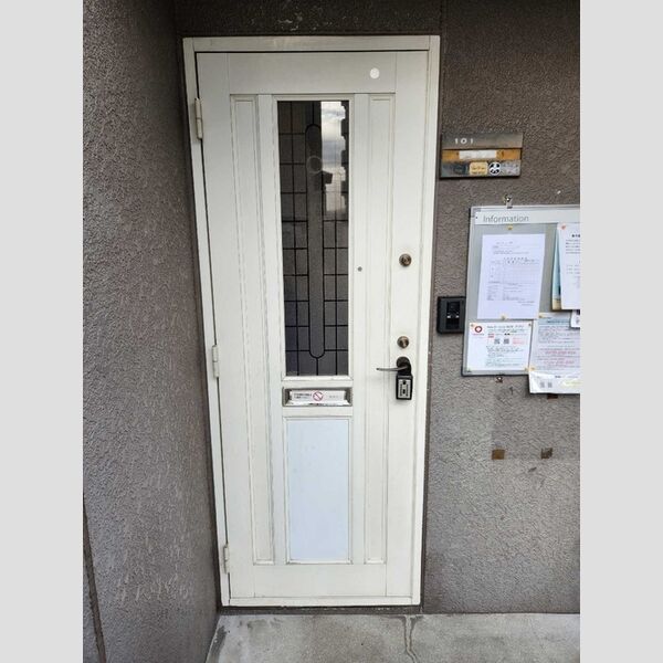 エントランス (玄関)