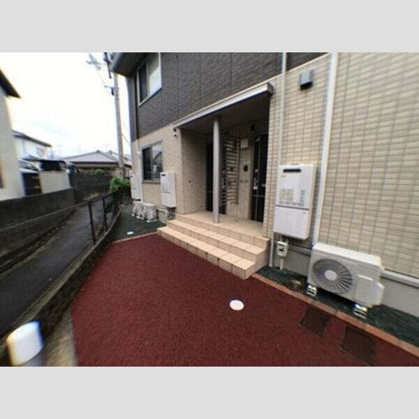 エントランス (エントランス)