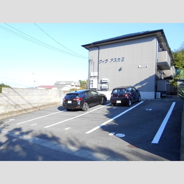 駐車場 (駐車場)