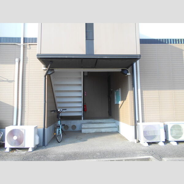 エントランス (エントランス)