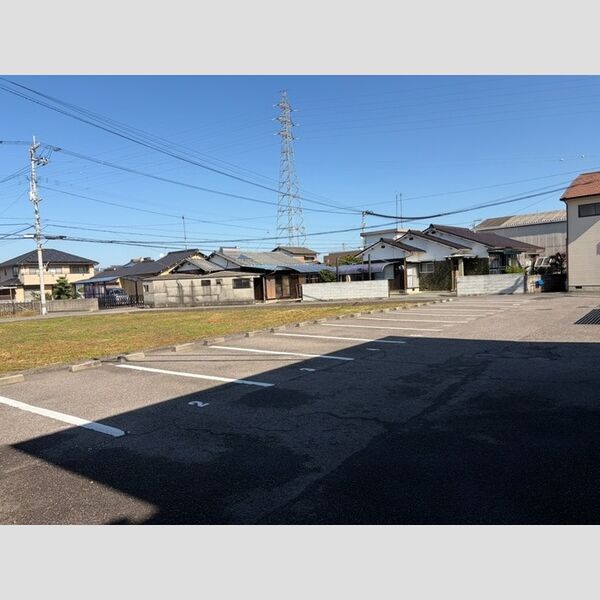 駐車場 (駐車場)