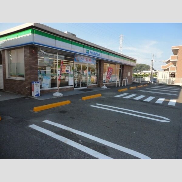 現地周辺 (ファミリーマート今治馬越店　418m)