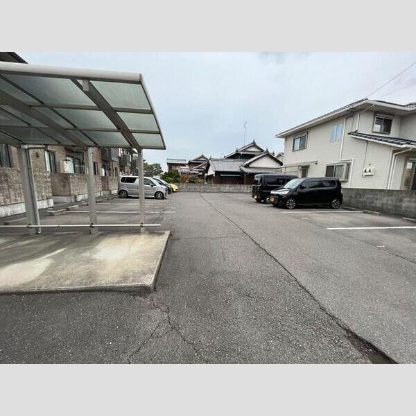 駐車場 (駐車場)