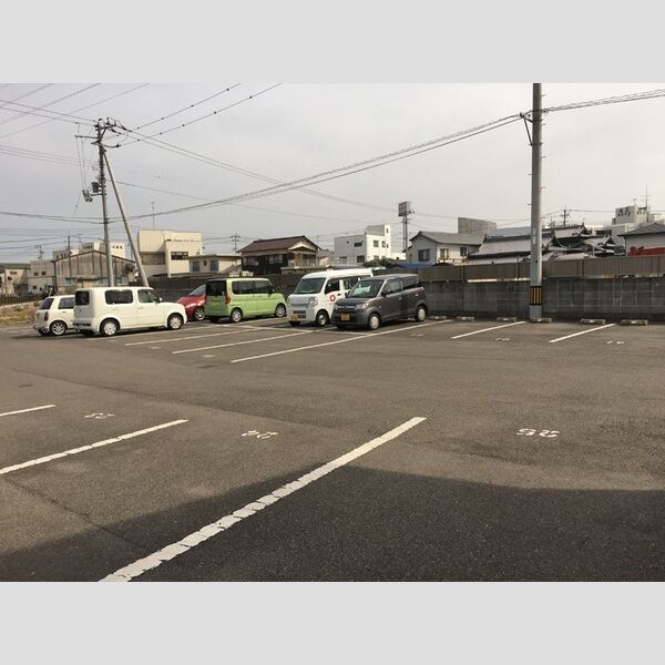 駐車場 (駐車場)