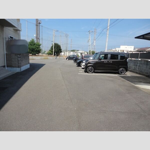 駐車場 (駐車場)