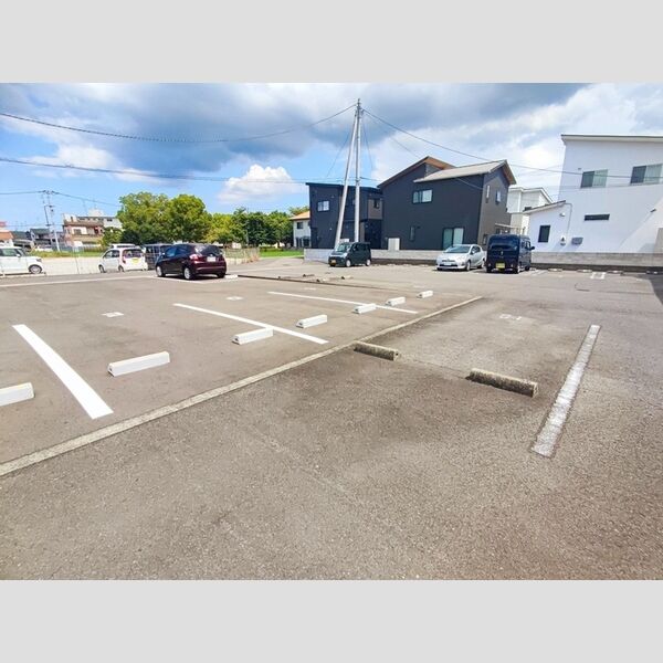 駐車場 (駐車場)