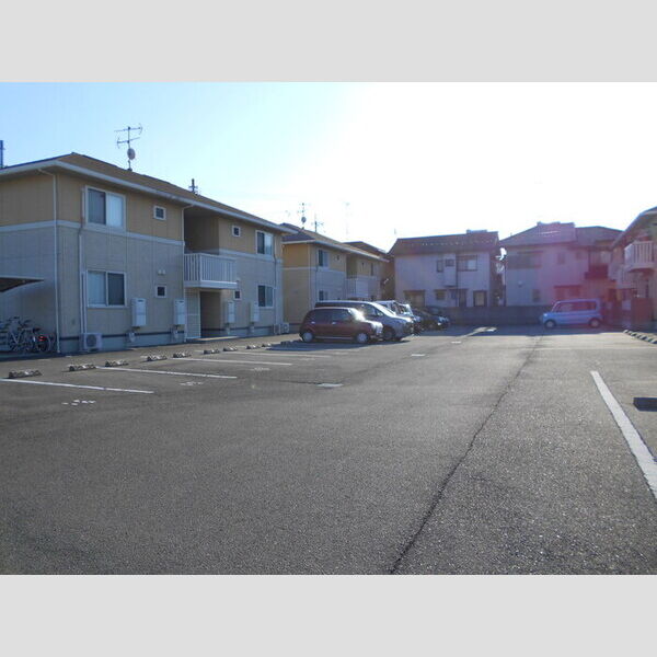 駐車場 (駐車場)