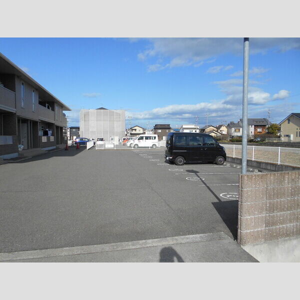 駐車場 (駐車場)