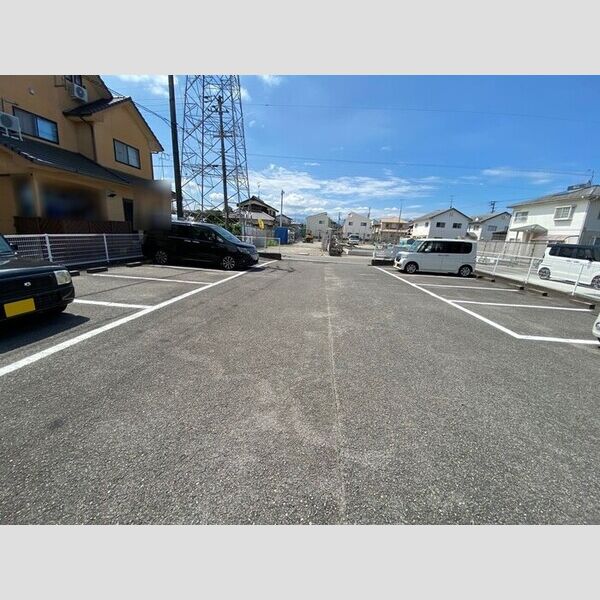 駐車場 (駐車場)