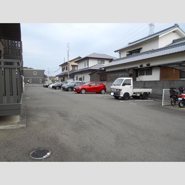 駐車場 (駐車場)