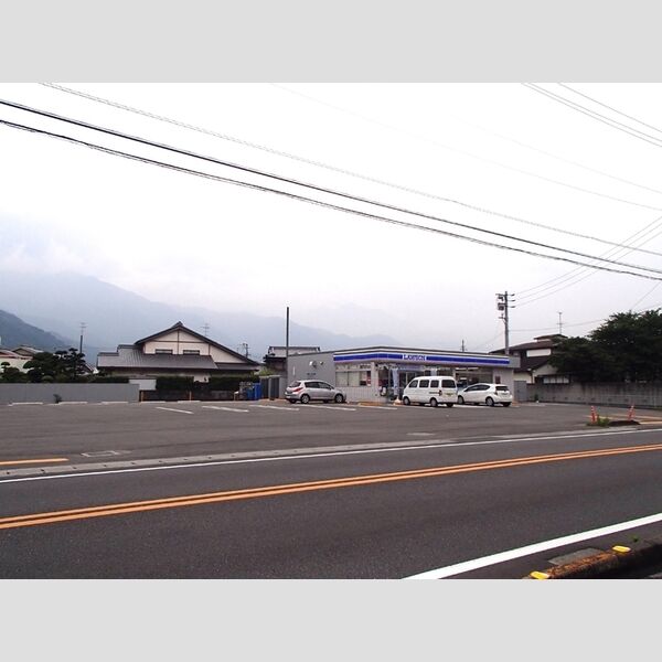 現地周辺 (ローソン西条大町店(300m))