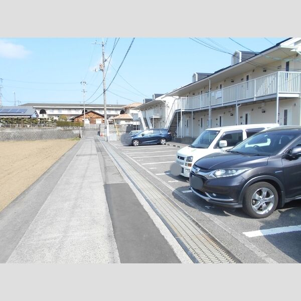 駐車場 (駐車場)