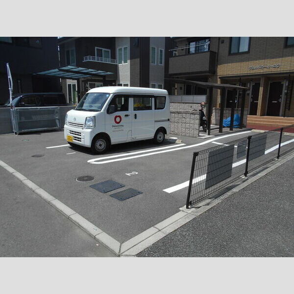 駐車場 (駐車場)