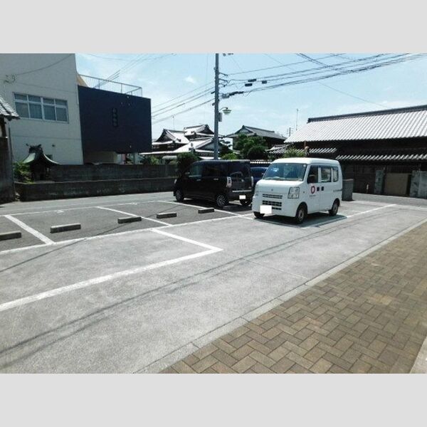 駐車場 (駐車場)
