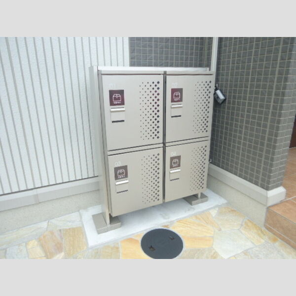 現地周辺 (宅配ボックス)