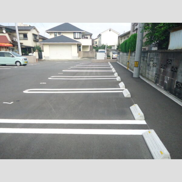 駐車場 (駐車場)