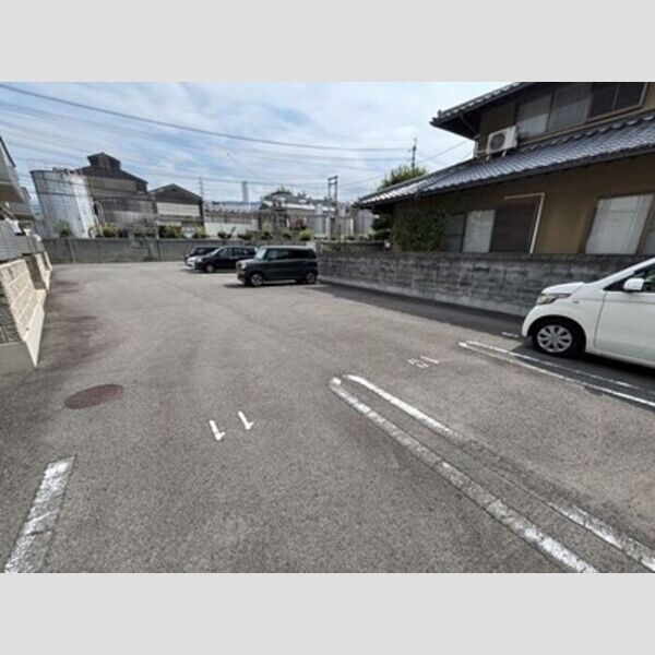 駐車場 (駐車場)