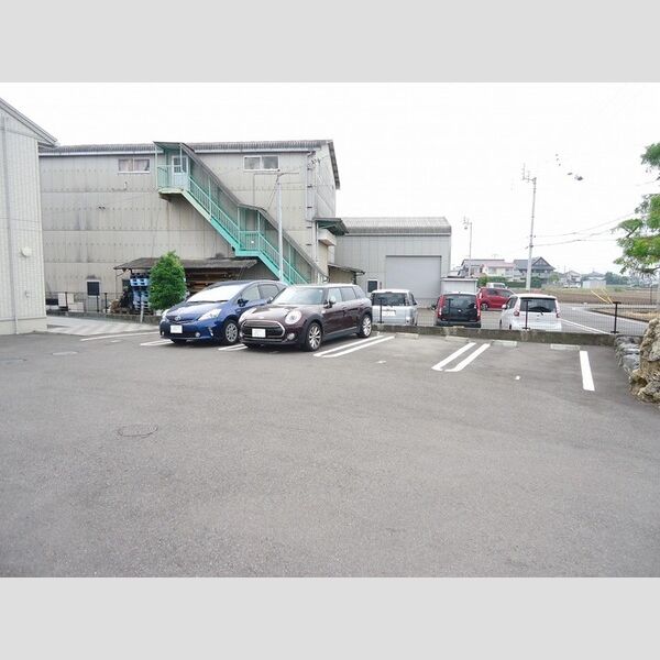 駐車場 (駐車場)