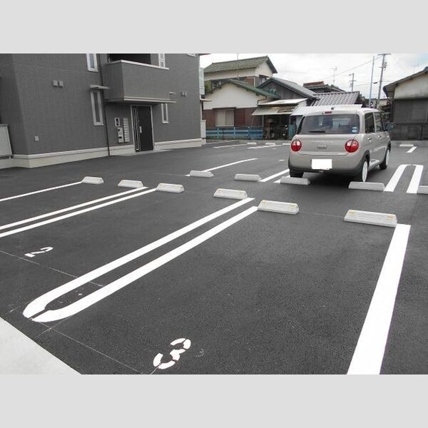 駐車場 (駐車場)
