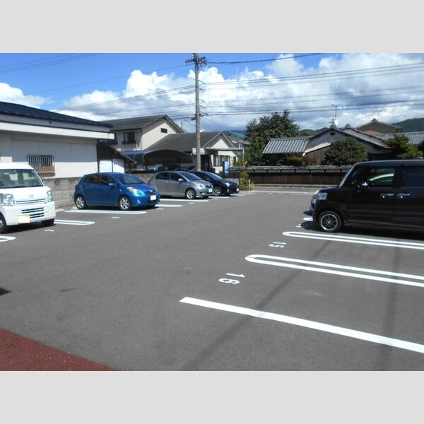 駐車場 (駐車場)