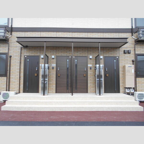 エントランス (エントランス)