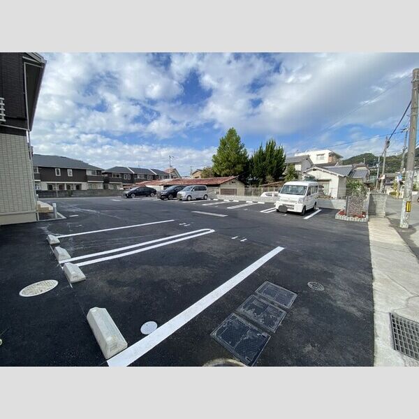 駐車場 (駐車場)