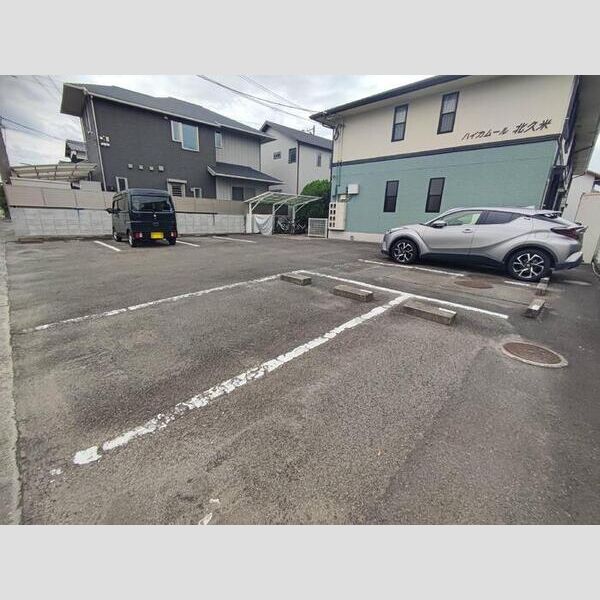 駐車場 (駐車場)