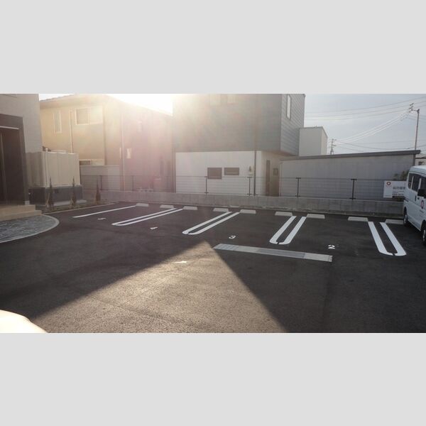 駐車場 (駐車場)