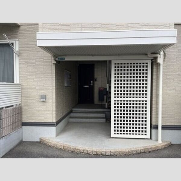 エントランス (エントランス)