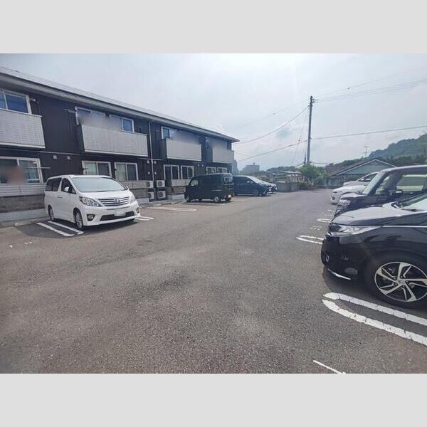 駐車場 (駐車場)