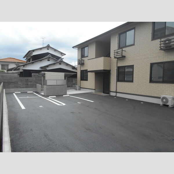 駐車場 (駐車場)