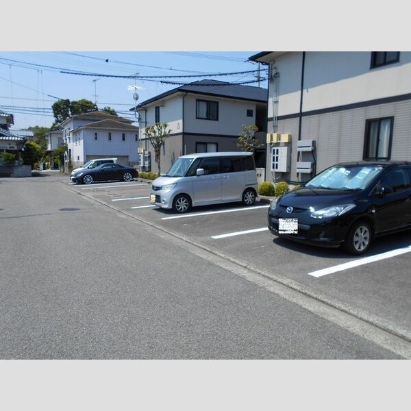 駐車場 (駐車場)