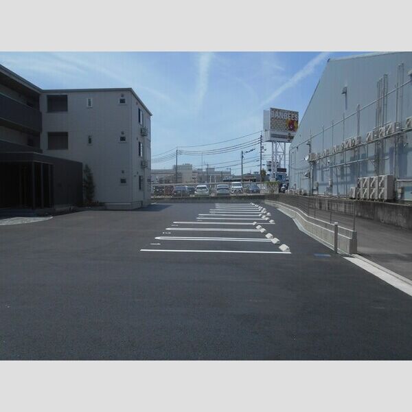 駐車場 (駐車場)