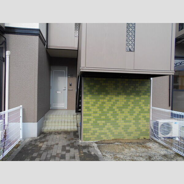エントランス (エントランス)