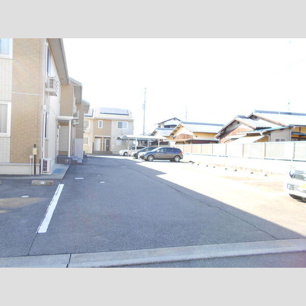 駐車場 (駐車場)