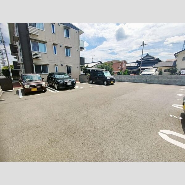 駐車場 (駐車場)