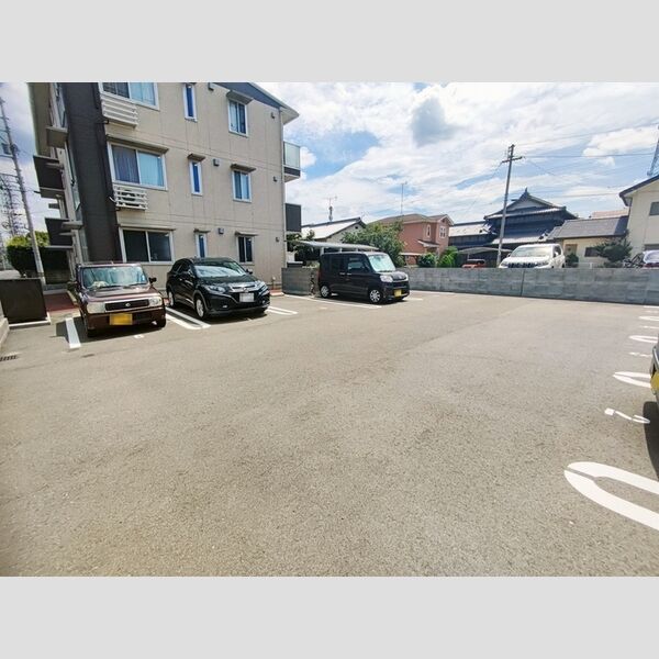 駐車場 (駐車場)