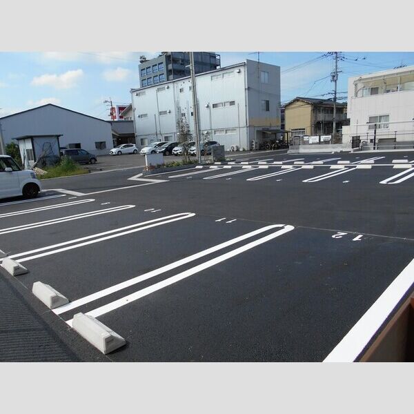 駐車場 (駐車場)