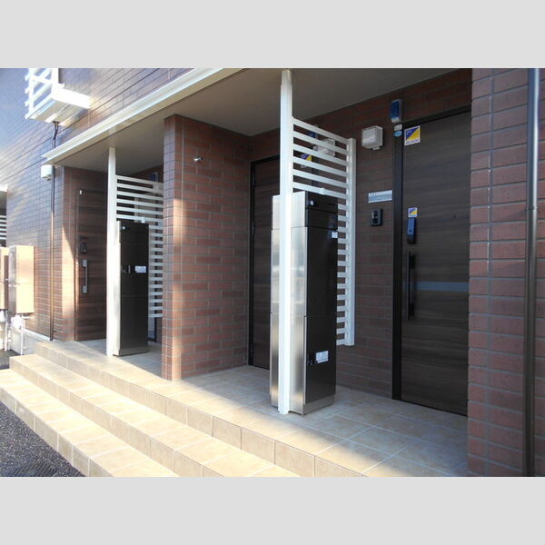 エントランス (エントランス)