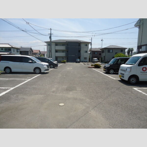 駐車場 (駐車場)