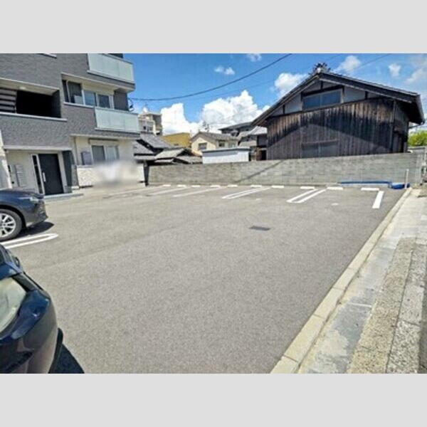 駐車場 (駐車場)