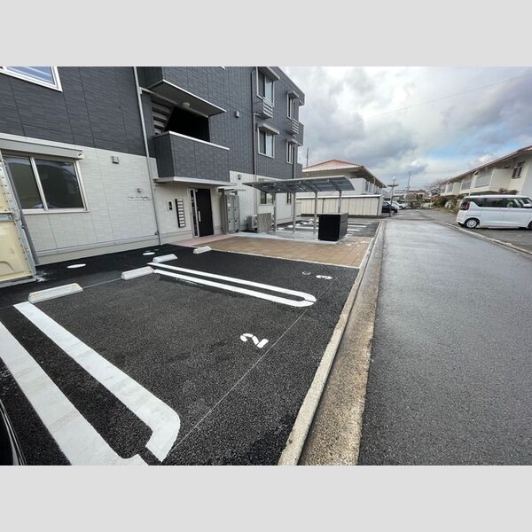 駐車場 (駐車場)