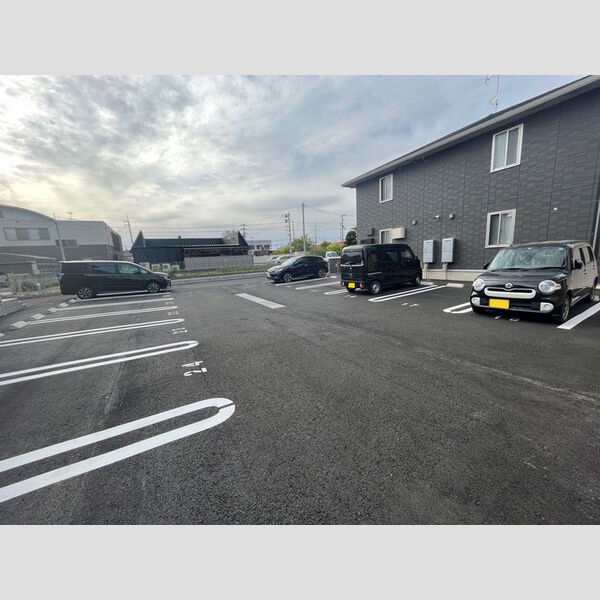 駐車場 (駐車場)