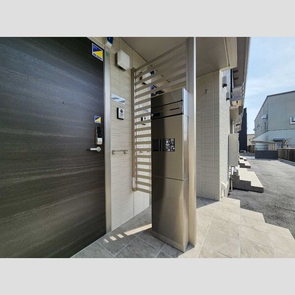 現地周辺 (宅配ボックス)